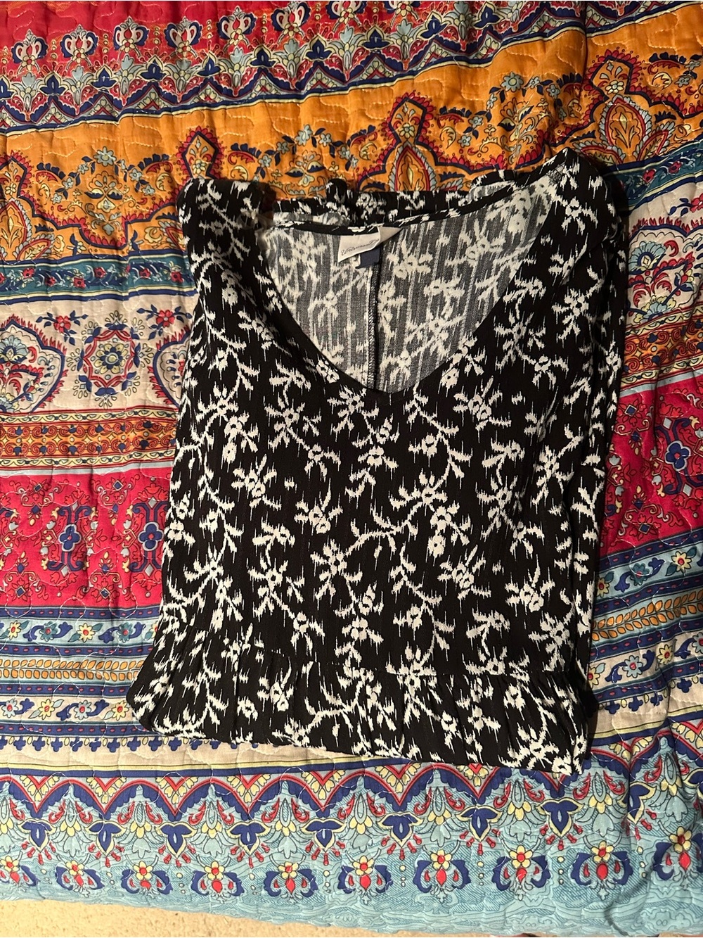 Black & White V-Neck Women's dress